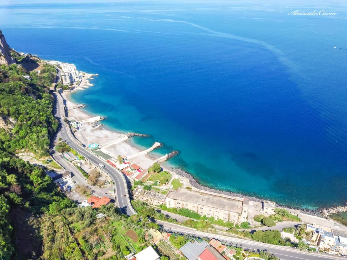 Il Rifugio Di Pozzano Apartment Castellammare di Stabia Bagian luar foto