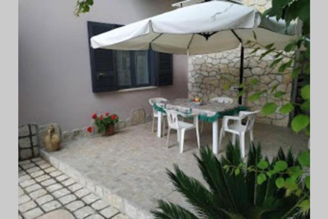 Il Rifugio Di Pozzano Apartment Castellammare di Stabia Bagian luar foto